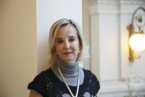 Ana Tárrago, nueva Académica de Número