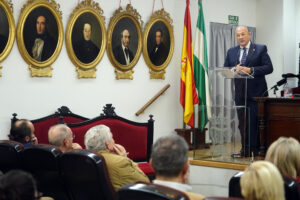 El catedrático de Derecho Civil Luis Javier Gutiérrez Jerez comparte en la RAJYL Granada una visión crítica sobre el nuevo régimen jurídico de los animales