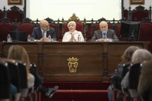 Mesa redonda 'Estado de Derecho y Constitución Española'
